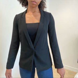 Black Single-Breasted Blazer | small